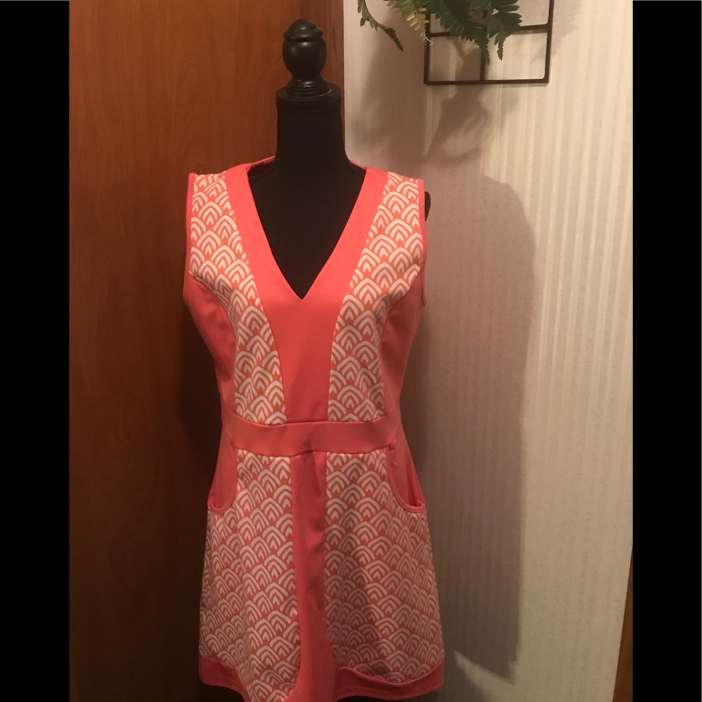 NWT VFish Coral V Neck Sleeveless Dress